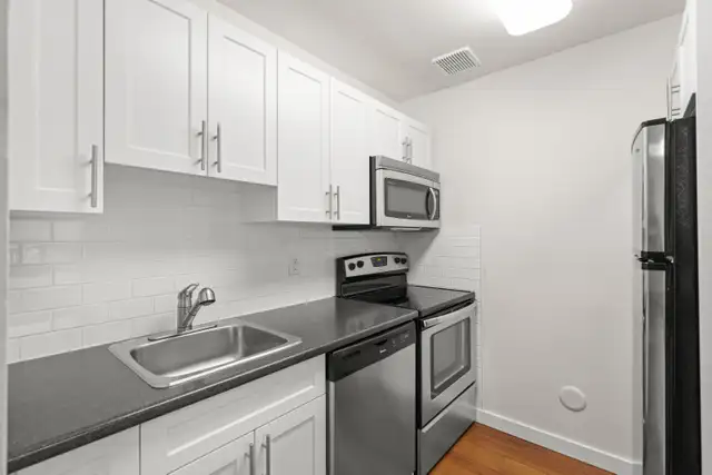 Cute n Cozy 2bdrm Condo in Crestview! Fully Remodelled! - Photo 6