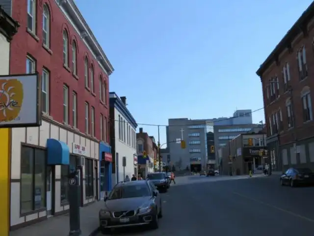 One bedroom with den downtown Kingston