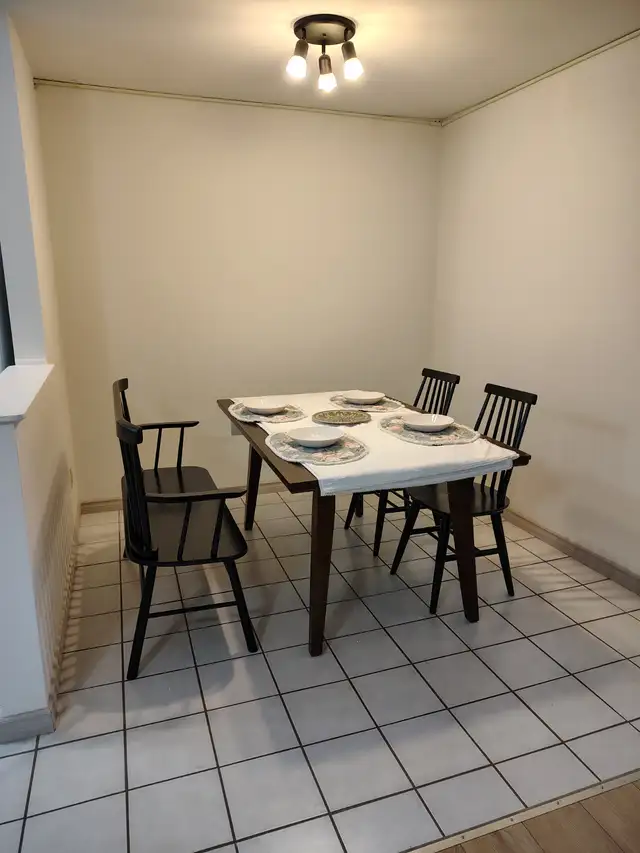 One bedroom with den downtown Kingston - Photo 5