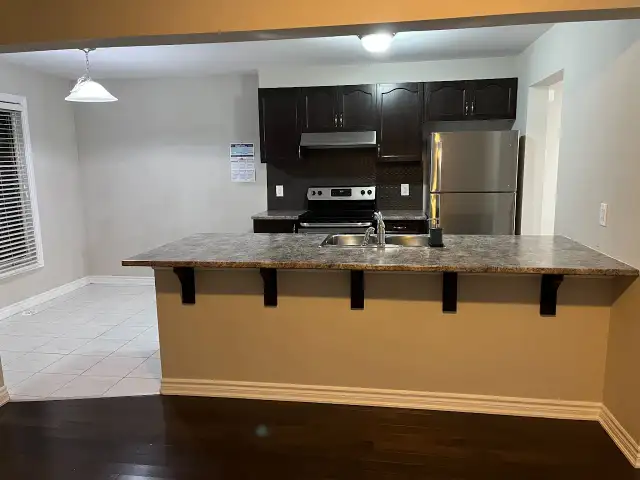 End Unit Three Bedroom village townhouse Stittsville Ottawa - Photo 3