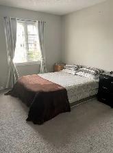 End Unit Three Bedroom village townhouse Stittsville Ottawa - Photo 7
