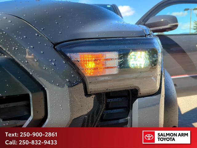 2025 Toyota Tacoma TRD OFF ROAD PREMIUM FULL CERAMIC, LOCAL O... - Photo 8