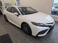 2023 Toyota Camry Hybrid SE