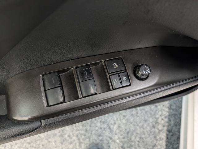 2023 Toyota Camry Hybrid SE - Photo 14