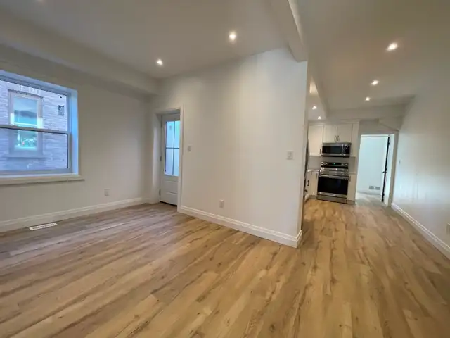 ATTENTION TRENT STUDENTS –2 Bdrms In Fully Renovated Home - Photo 5