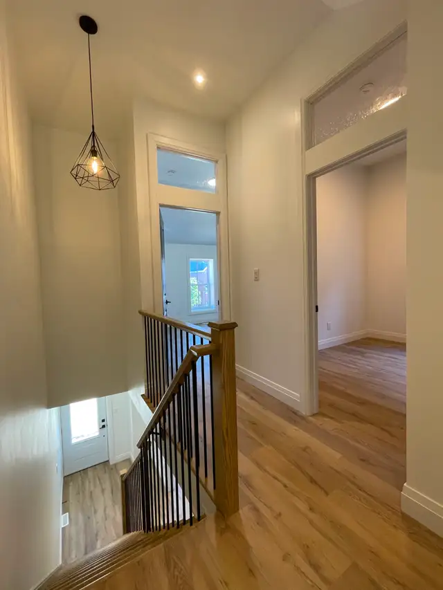 ATTENTION TRENT STUDENTS –2 Bdrms In Fully Renovated Home - Photo 7