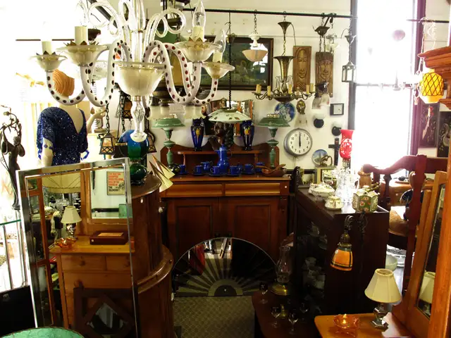 ANTIQUE ART DECO CEILING LAMP FIXTURE w 5 SLIP SHADES - Photo 9