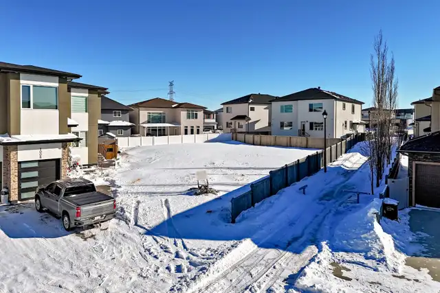 44 Pocket Lot in YEG for ONLY $345k WHAT?!?! WOW! BUY NOW! - Photo 7