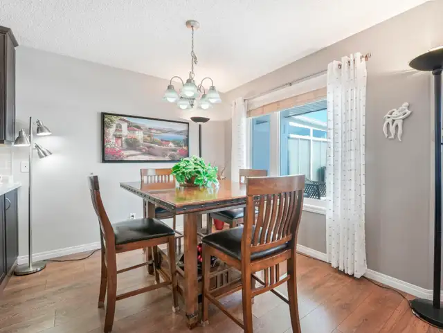 St Albert Adult Bungalow Condo in Kingswood! LOW CONDO FEE! - Photo 6