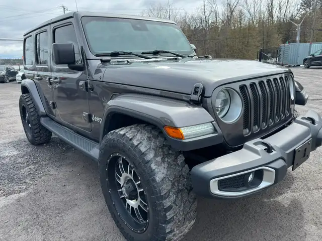 2019 Jeep Wrangler Unlimited Sahara - Photo 6