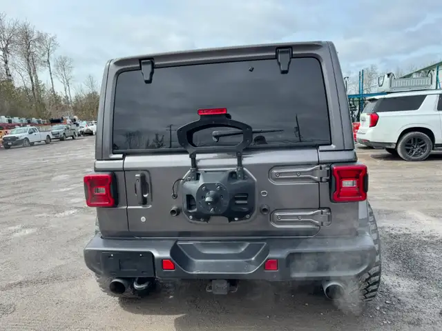 2019 Jeep Wrangler Unlimited Sahara - Photo 9