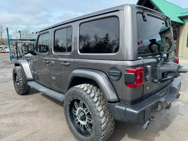 2019 Jeep Wrangler Unlimited Sahara - Photo 10