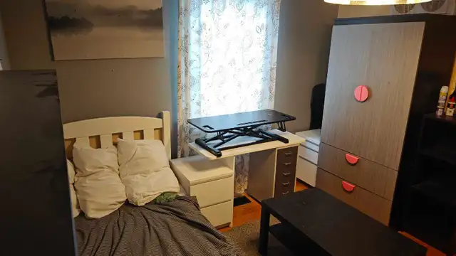 Room for Rent - move in ready - All in, Best Value - Photo 2