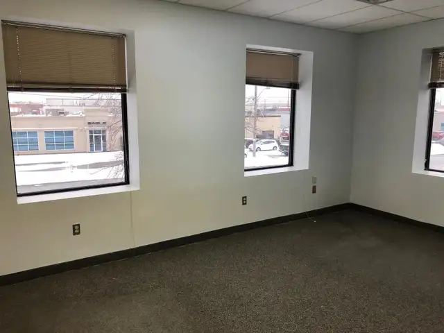 OFFICE SPACE FOR RENT - Photo 6