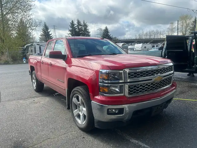 2015 Chevrolet Silverado 1500 1LT 4WD Double Cab - Photo 2