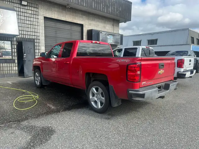 2015 Chevrolet Silverado 1500 1LT 4WD Double Cab - Photo 3