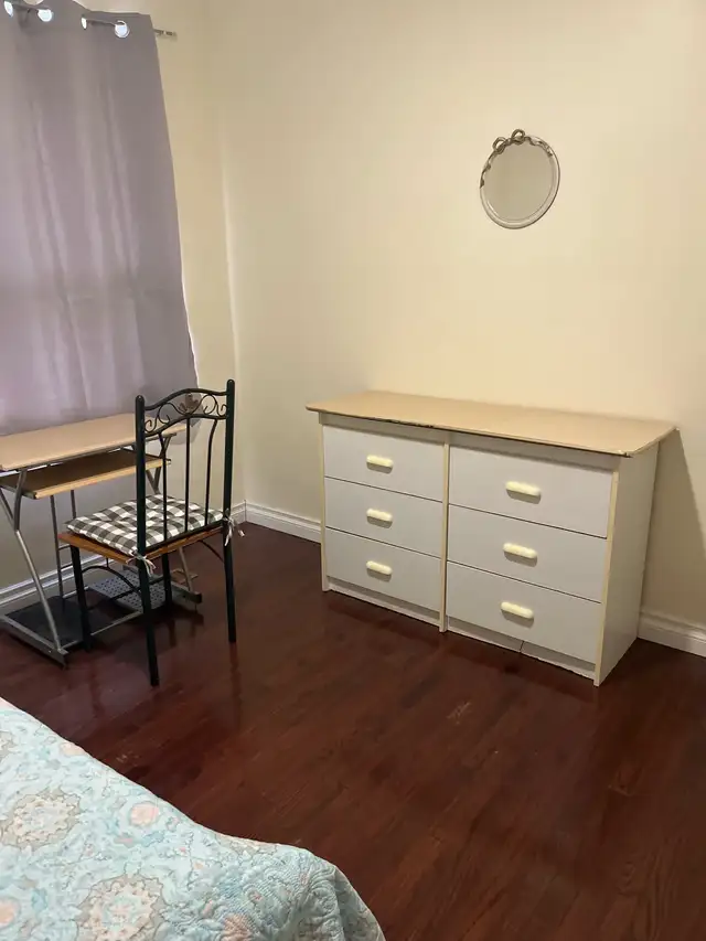 Room for rent in Scarborough - Photo 3