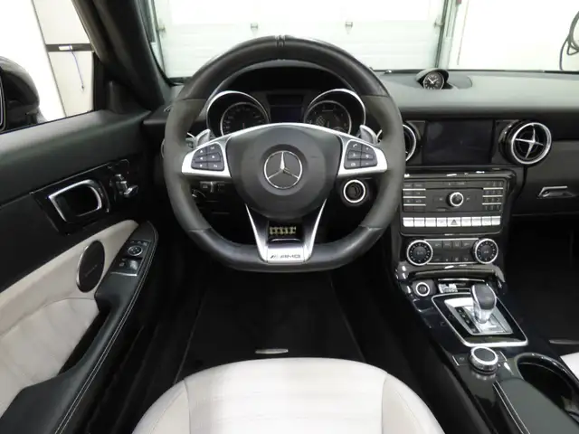 2019 MERCEDES-BENZ AMG SLC 43 ROADSTER, 1 PROP, JAMAIS ACCIDENTÉ - Photo 11