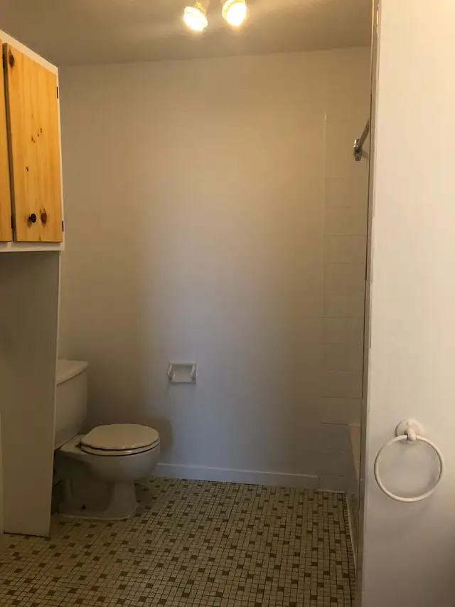 3 1/2, 41/2 et 5/12 à  louer, chauffage et eau chaude inclus! - Photo 6