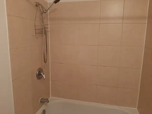 3 1/2, 41/2 et 5/12 à  louer, chauffage et eau chaude inclus! - Photo 8