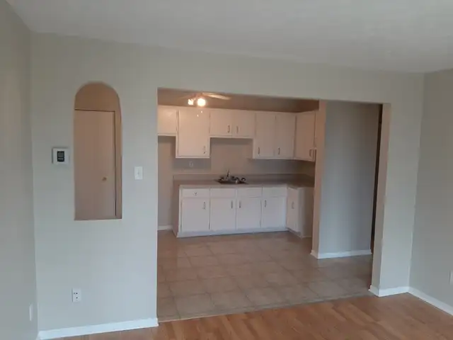 3 1/2, 41/2 et 5/12 à  louer, chauffage et eau chaude inclus! - Photo 10