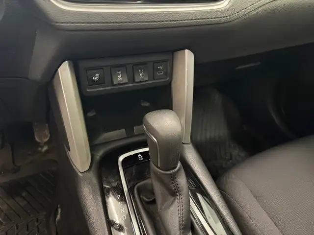 2024 Toyota Corolla Cross LE AWD, GARANTIE JUSQU EN 2029 - Photo 14