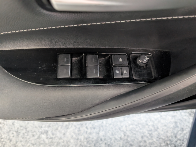 2022 Toyota Corolla Hatchback - Photo 13