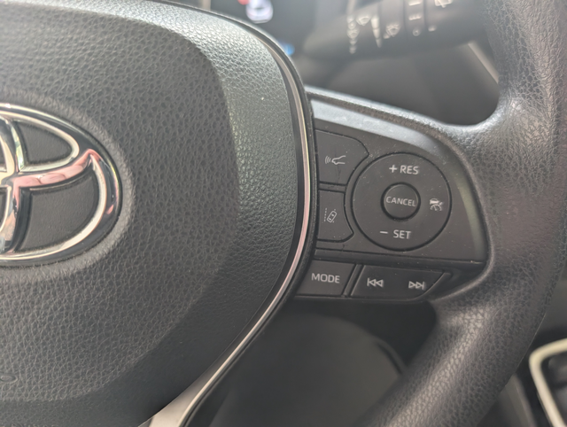 2022 Toyota Corolla Hatchback - Photo 18