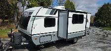 2021 APEX NANO 194RBHS 3711LB-SLEEPS6-BUNKS-SOLAR PACK-MINT COND