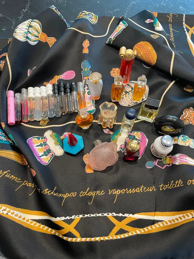 PERFUMES (VINTAGE MINIATURES)