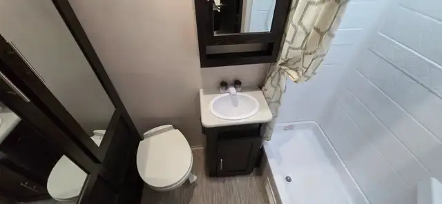 2019 SURVEYOR 19RBLE 3566LB-LITE-POWER SLIDE-4 SEASON AZDEL-MINT - Photo 14