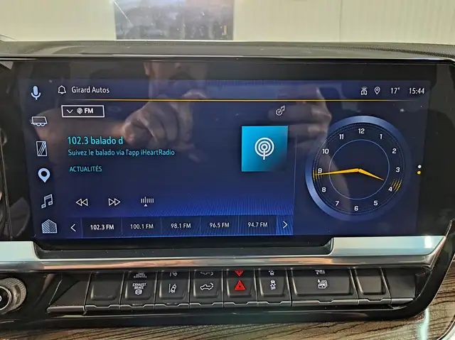 Chevrolet Silverado 3500HD LT cabine multiplace 4RM 159 po 2025 - Photo 13