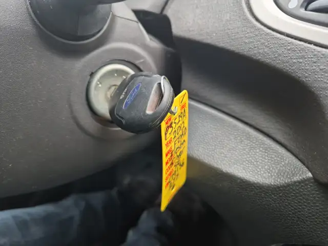 2012 Ford Fiesta - Photo 13