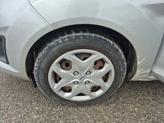 2012 Ford Fiesta - Photo 20