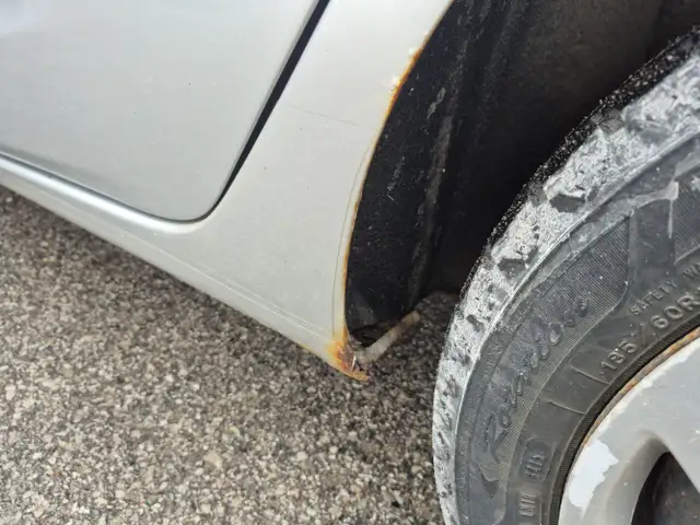 2012 Ford Fiesta - Photo 23