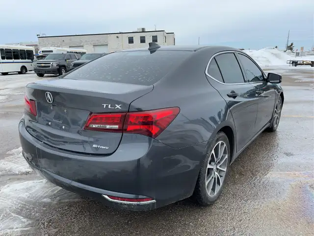 2015 Acura TLX - Photo 5