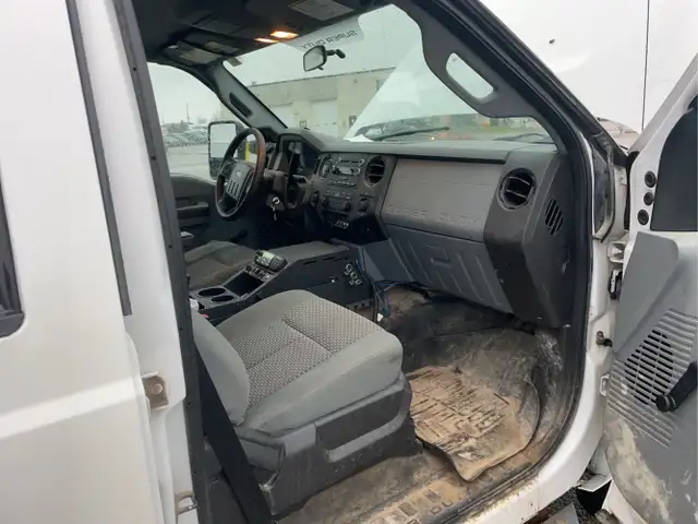 2016 Ford F-350 Super Duty - Photo 18