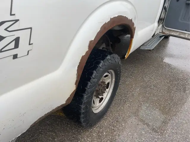 2016 Ford F-350 Super Duty - Photo 37