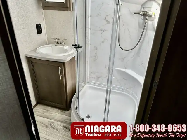 2021 KEYSTONE COUGAR 22RBS Travel Trailer - Photo 18