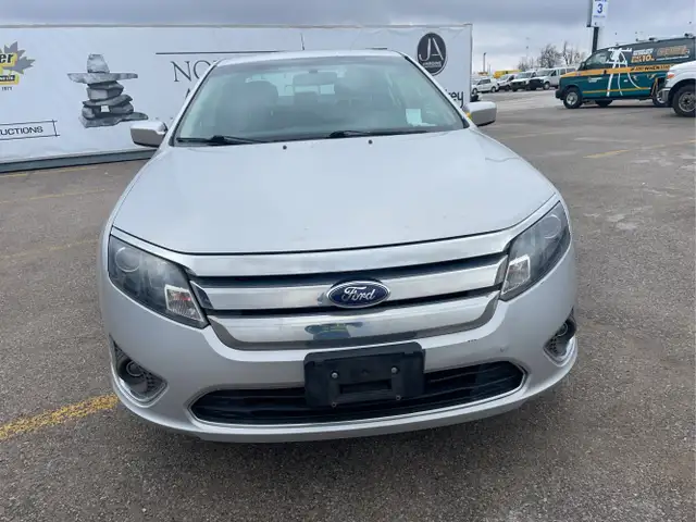 2012 Ford Fusion Hybrid - Photo 2