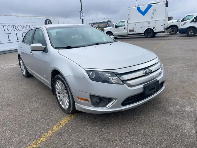 2012 Ford Fusion Hybrid - Photo 3