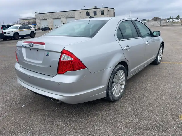 2012 Ford Fusion Hybrid - Photo 5