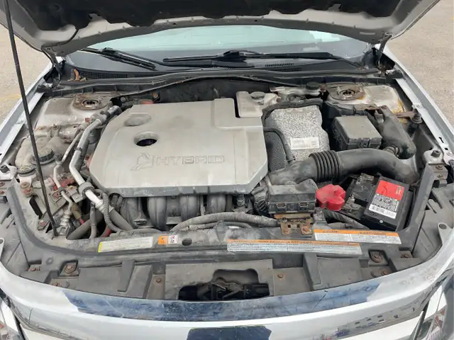 2012 Ford Fusion Hybrid - Photo 9