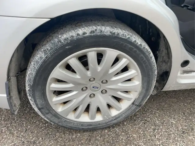 2012 Ford Fusion Hybrid - Photo 22