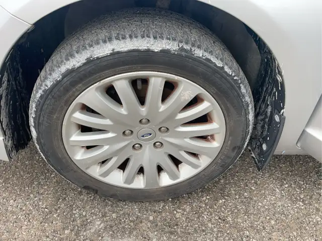 2012 Ford Fusion Hybrid - Photo 24