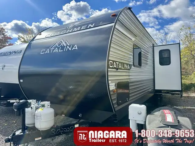 2026 COACHMEN CATALINA SUMMIT SERIES 8 281QBUNK Travel Trailer - Photo 2