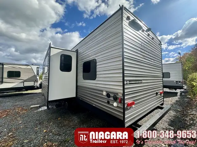 2026 COACHMEN CATALINA SUMMIT SERIES 8 281QBUNK Travel Trailer - Photo 4