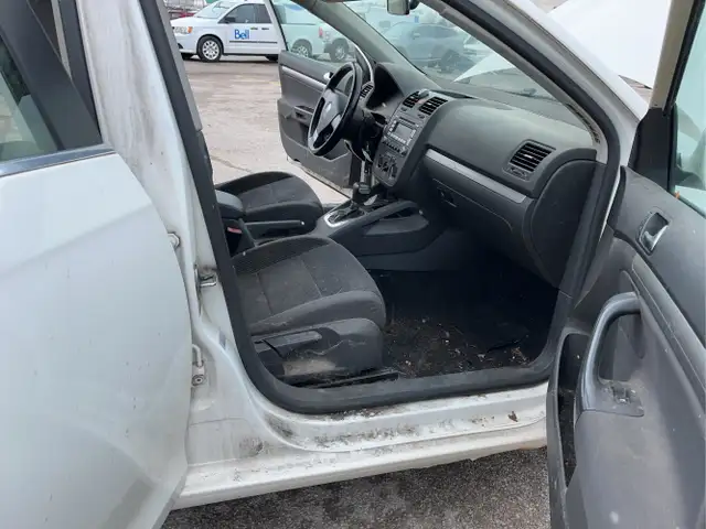 2009 Volkswagen Jetta - Photo 17