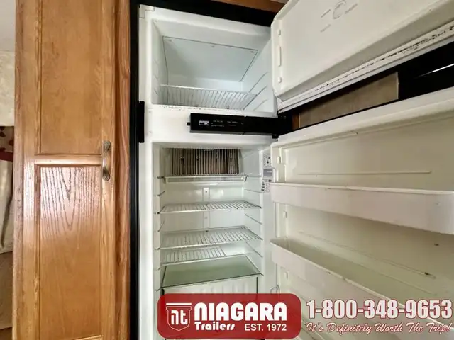 2010 JAYCO JAY FEATHER EXP 213 Hybrid - Photo 19