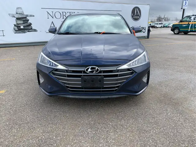 2019 Hyundai ELANTRA - Photo 2